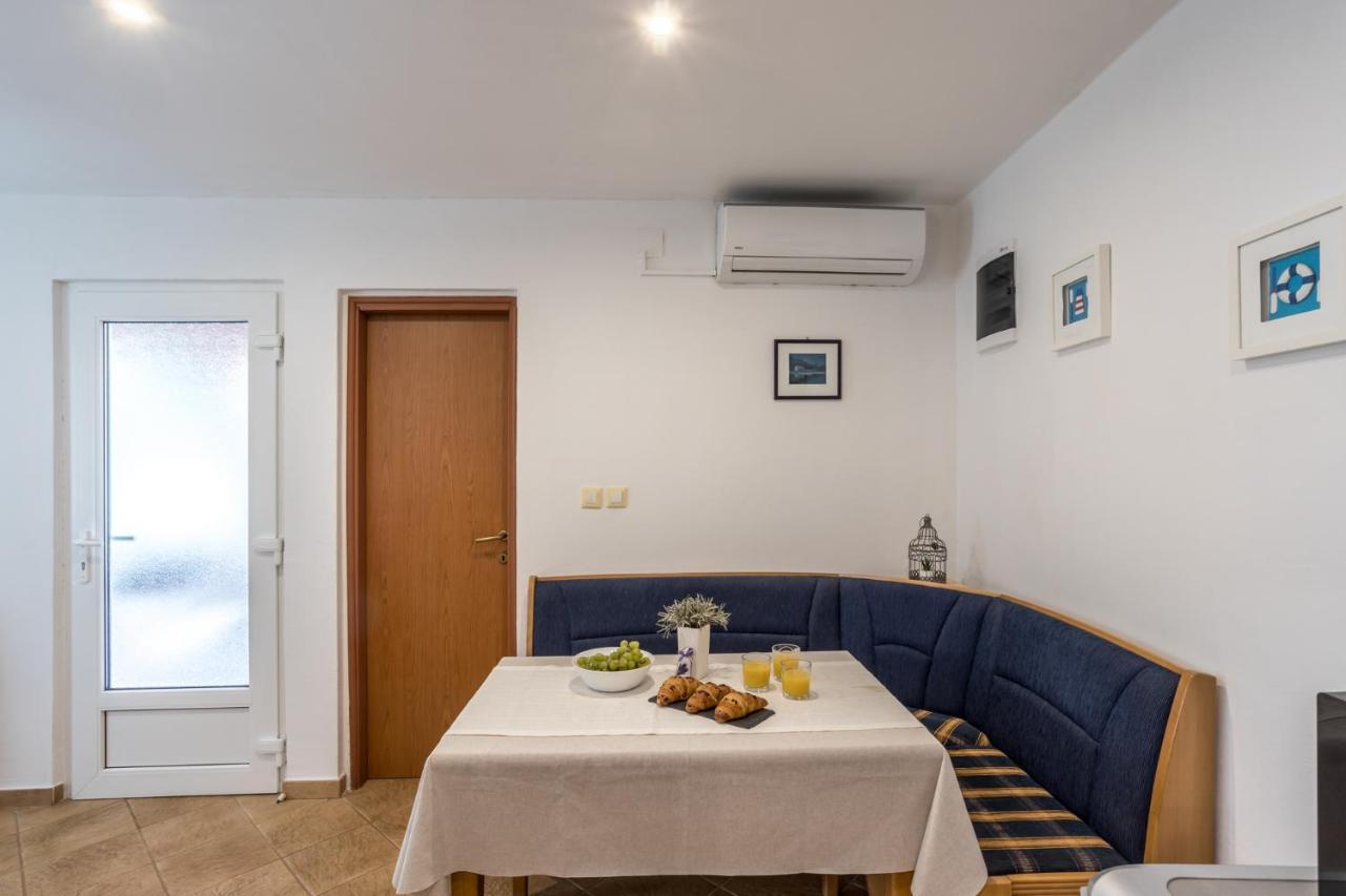 House Oliva With Private Pool And Large Garden Villa Stari Grad  Dış mekan fotoğraf